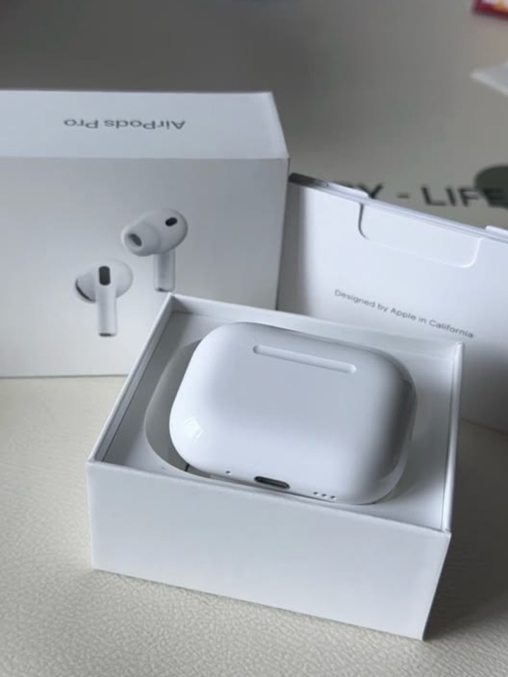 Apple AirPods Pro Wireless Earbuds - White
